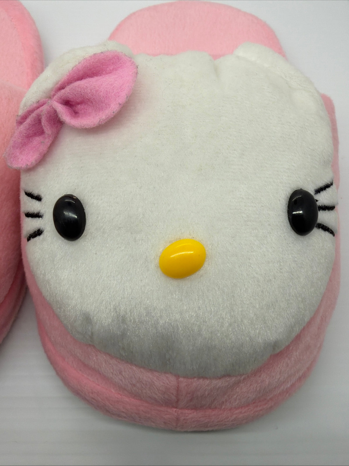 Hello Kitty Plush Slippers In Pink Size 6