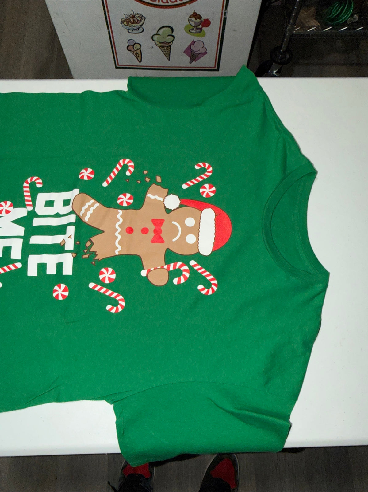 Gingerbread Man Bite Me Christmas Shirt Men’s Size XL