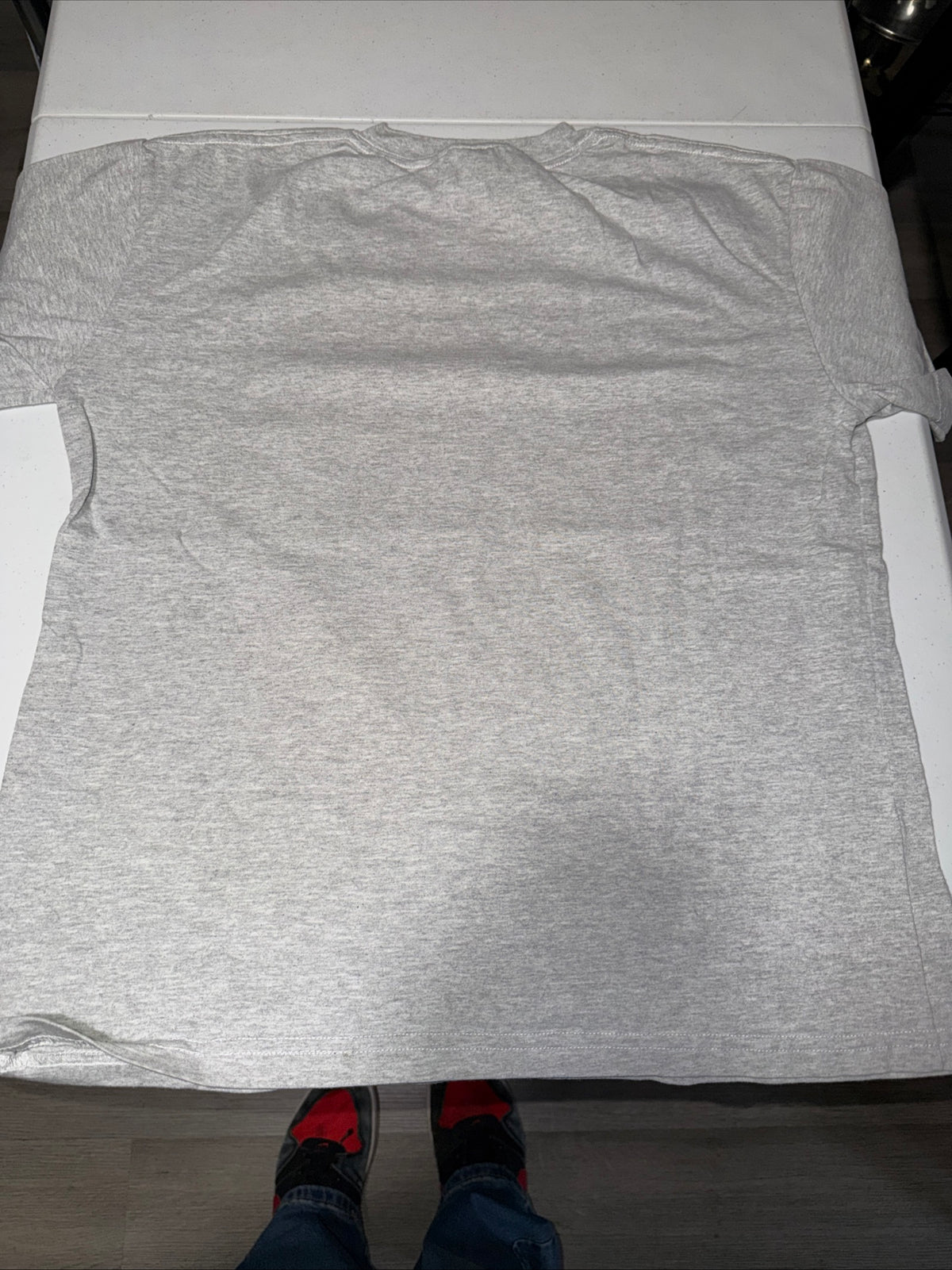 Vintage Grey T-shirt Featuring a queztal bird and Guatemala scenes size men’s M