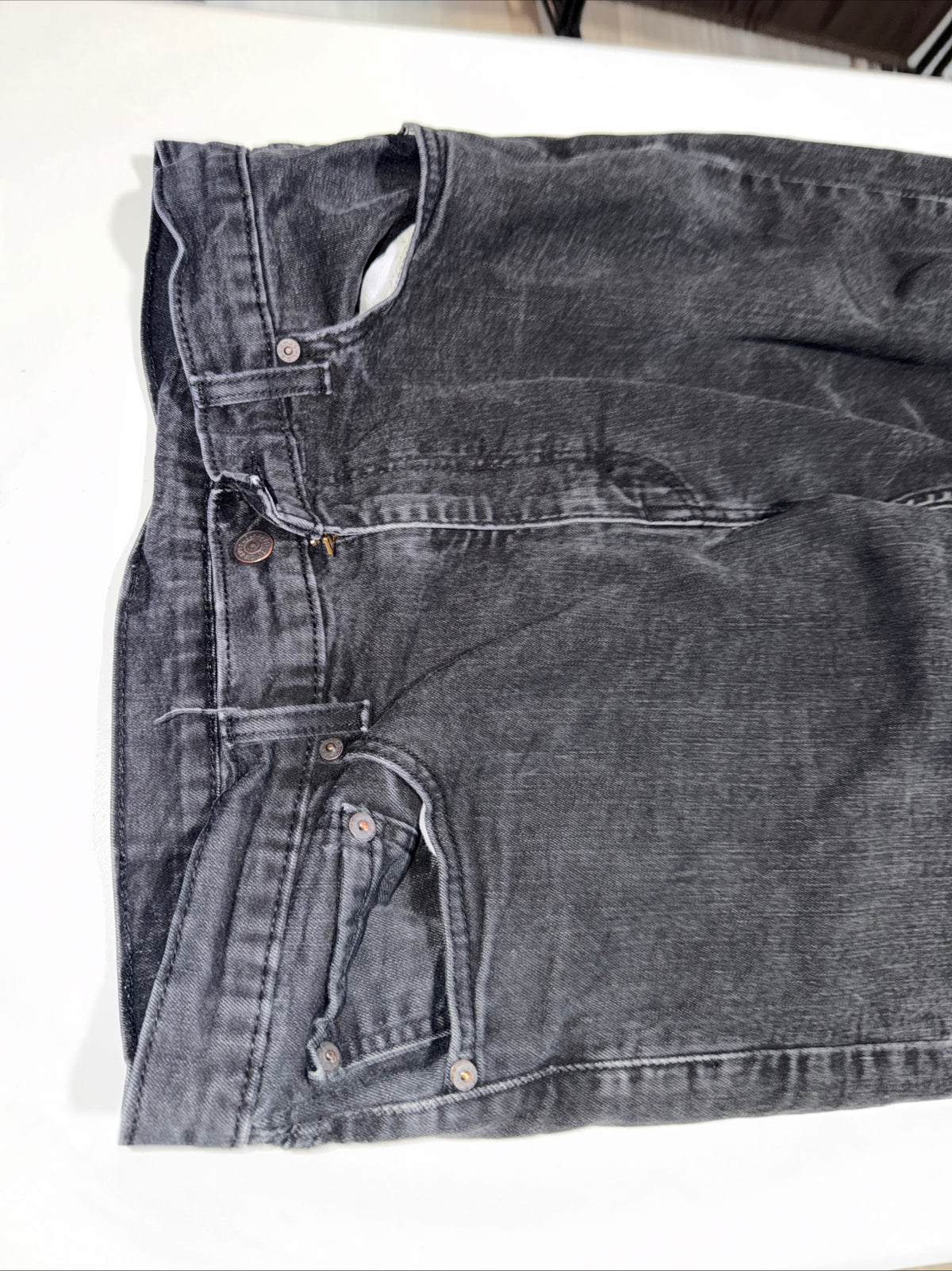 Levi’s 505 Men’s Jeans Regular Fit, Straight Leg Size W36xL32