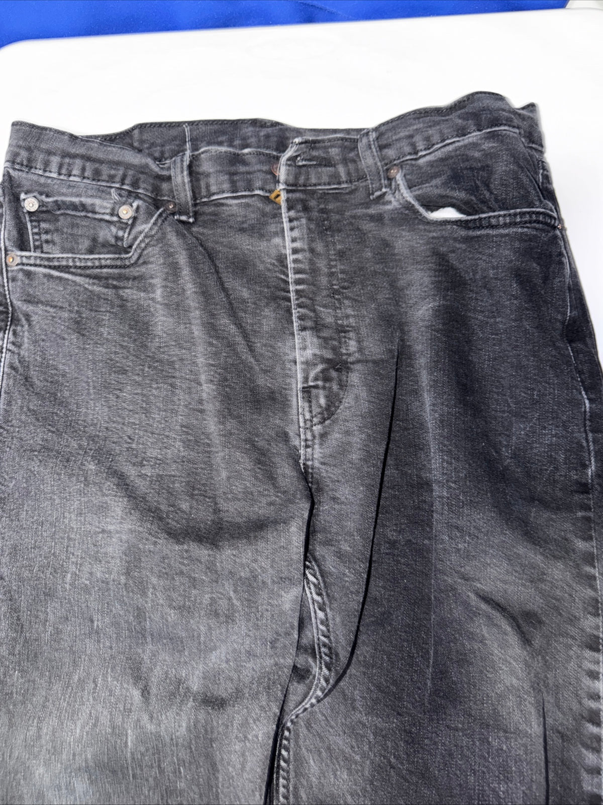 Levi’s 505 Men’s Jeans Regular Fit, Straight Leg Size W36xL32
