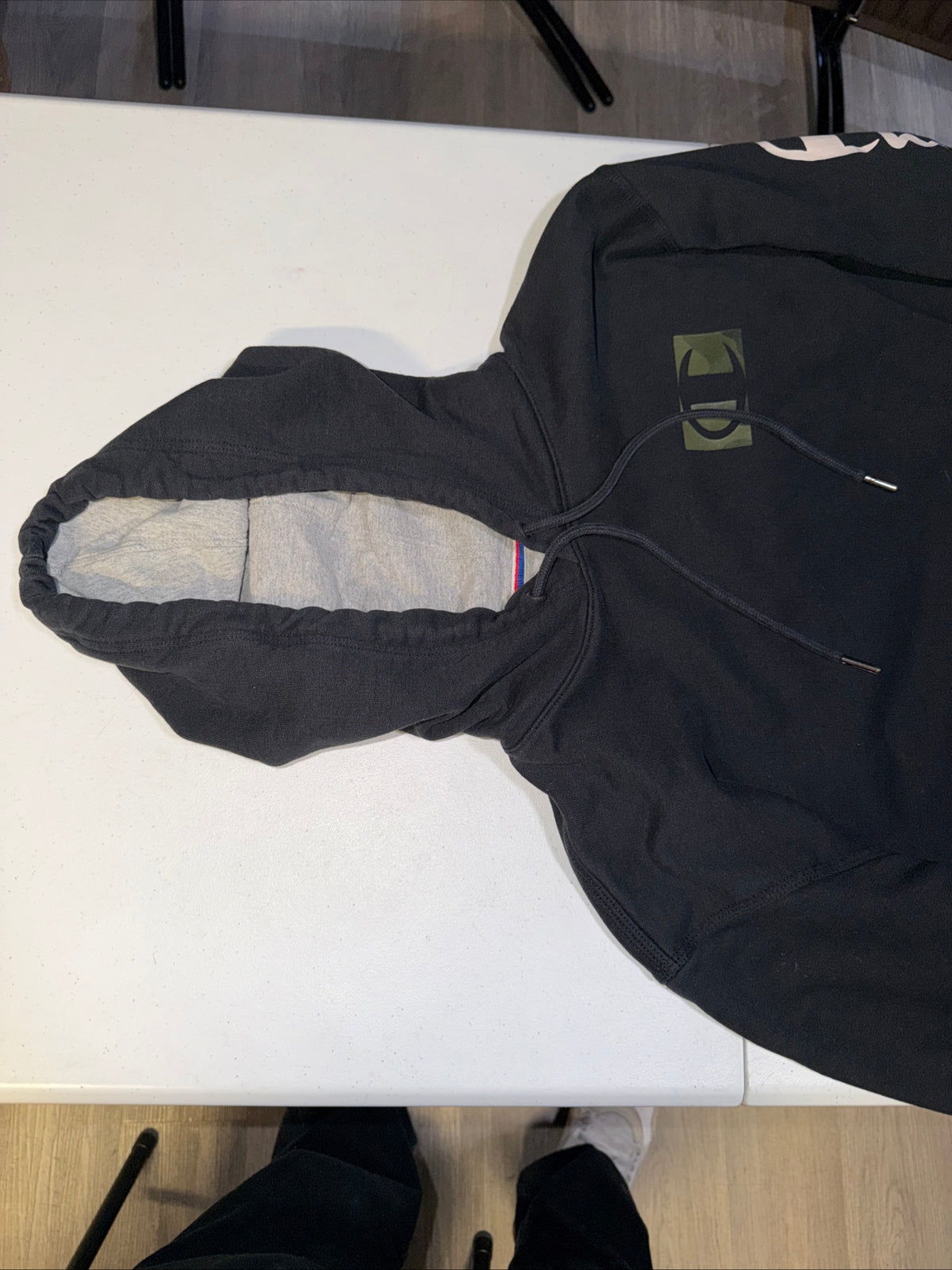 Men’s champion Pullover with Graphic Sleeve Branding Size M