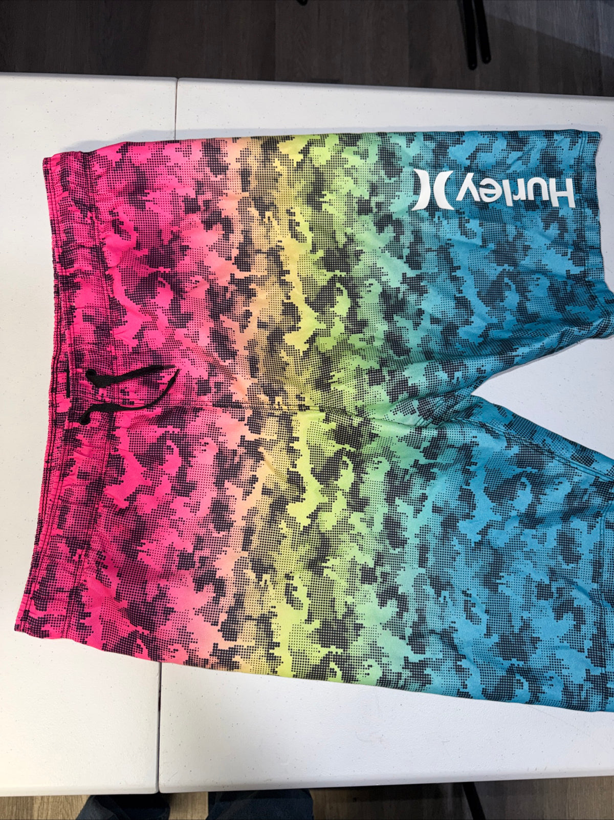 Hurley Boys Rainbow Digital Camo Board Shorts Swim Trunks Size 14-16