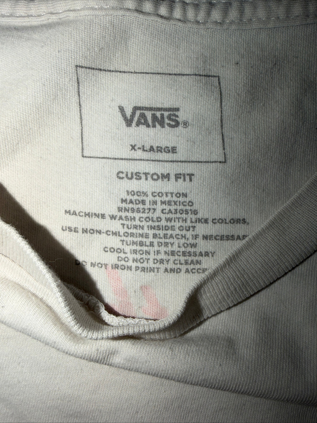 Vans “Off the Wall” Custom Classics White Graphic T-Shirt Size X-Large Men
